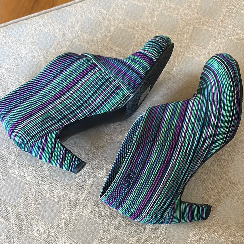 United Nude Blue and Green Ankle Booties with Striking Stripes - Picture 5 of 11